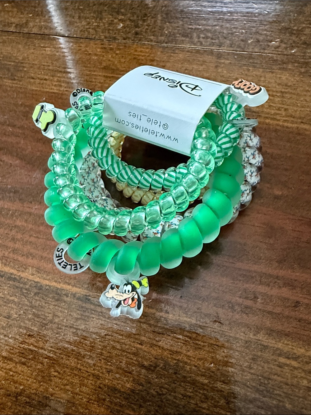 Disney Teleties Goofy Charm Green Spiral Hair Ties - Picture 3 of 7